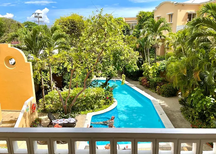 By Calamari Homes - Parque Centenario 202 Walled City